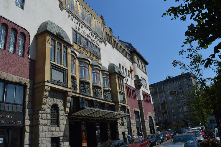 palatul culturii din târgu mureș travel with matei ghid turism